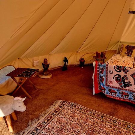 Secret Garden Glamping African Themed Tent Newark-on-Trent  Luaran gambar