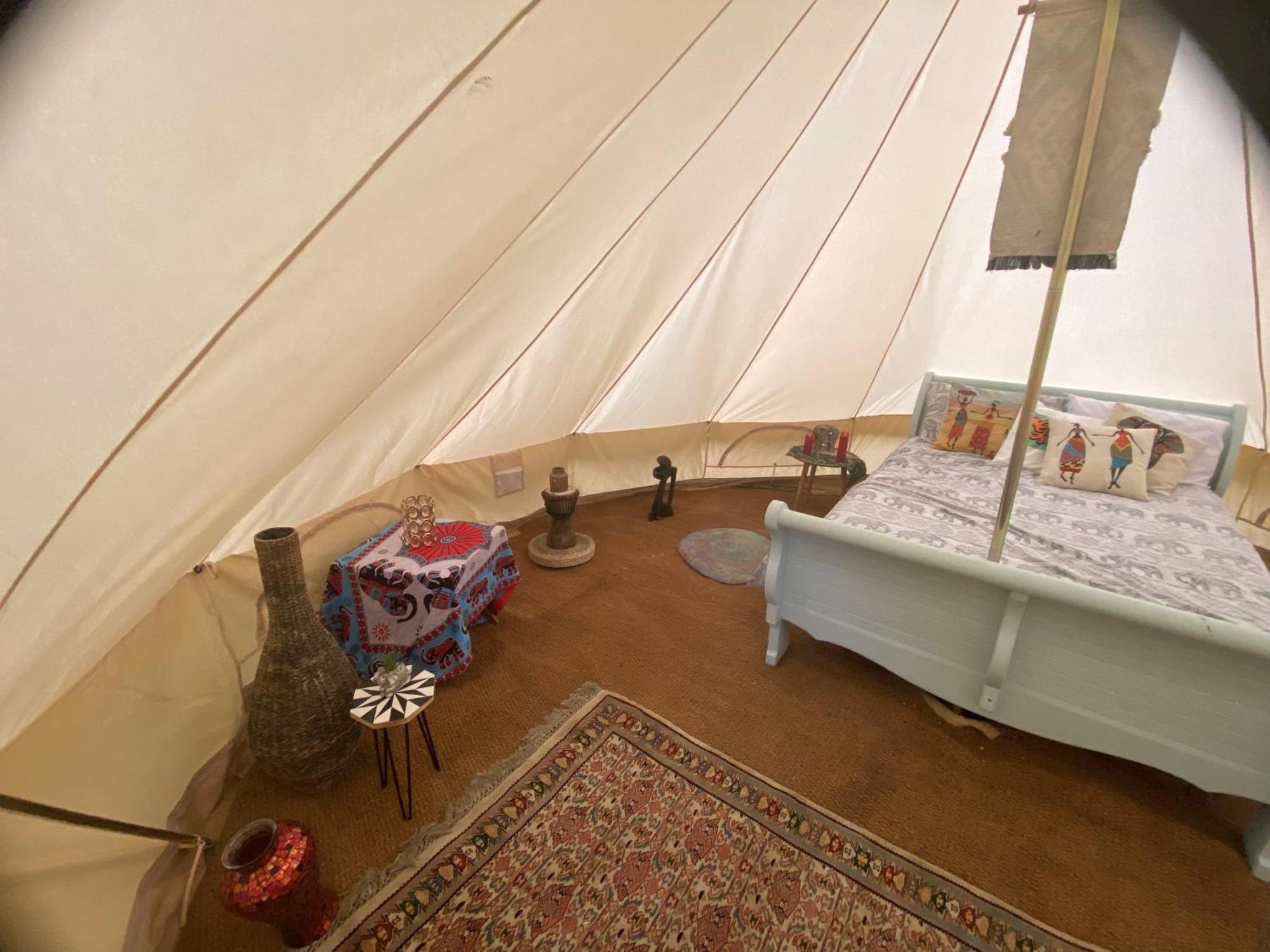 Secret Garden Glamping African Themed Tent Newark-on-Trent  Luaran gambar